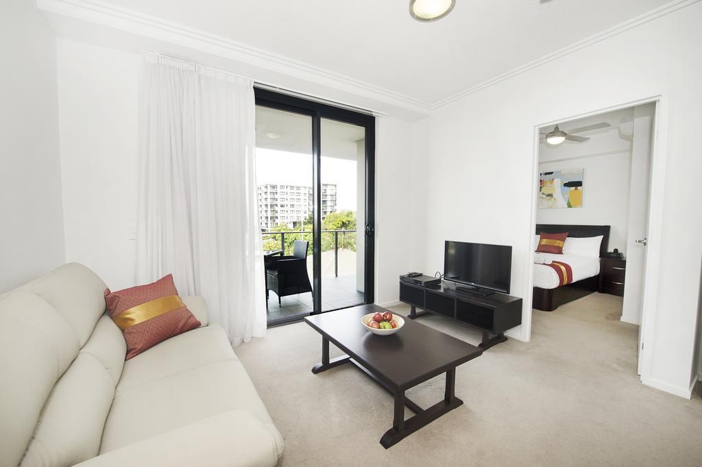 Gladstone City Central Apartment Hotel Official Buitenkant foto